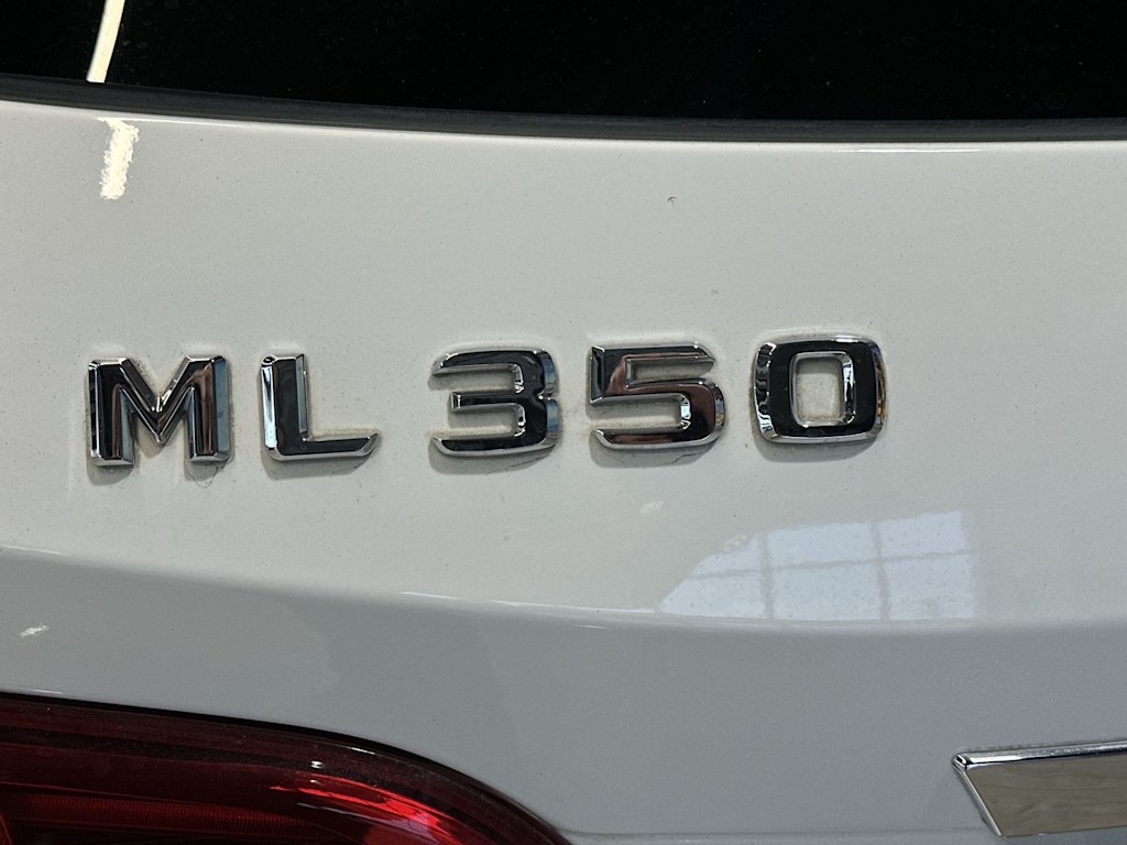 Thumbnail: 2015 Mercedes-Benz M-Class - 7