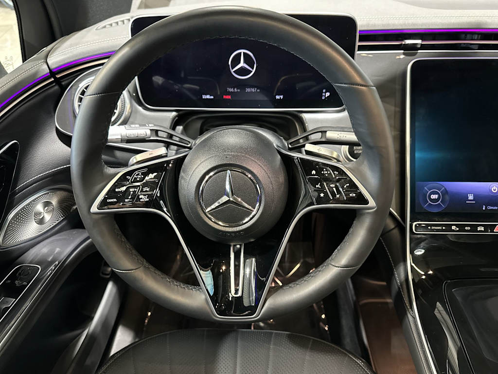 Thumbnail: 2023 Mercedes-Benz EQS - 9