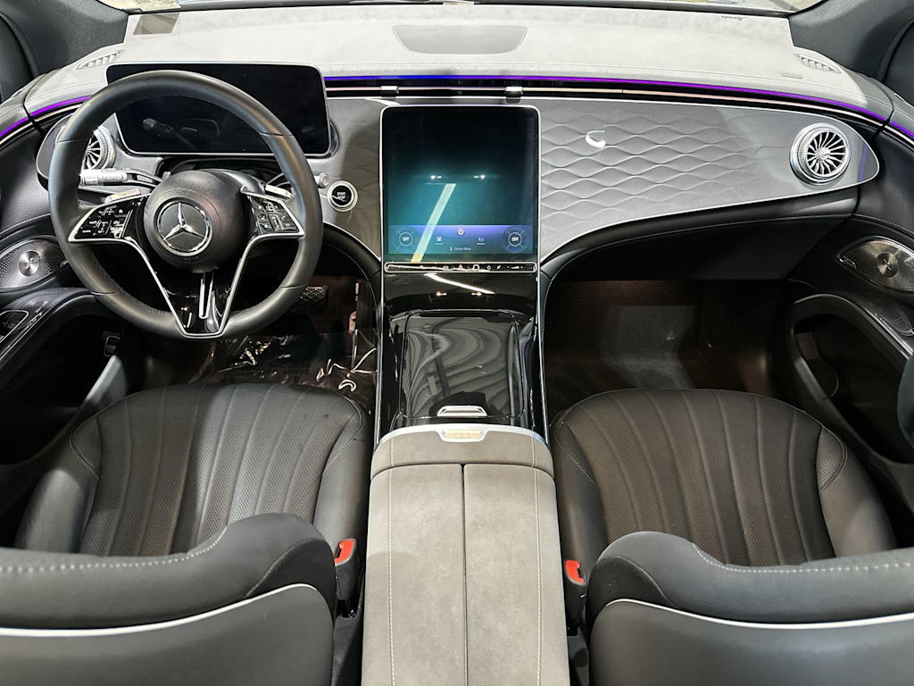 Thumbnail: 2023 Mercedes-Benz EQS - 2