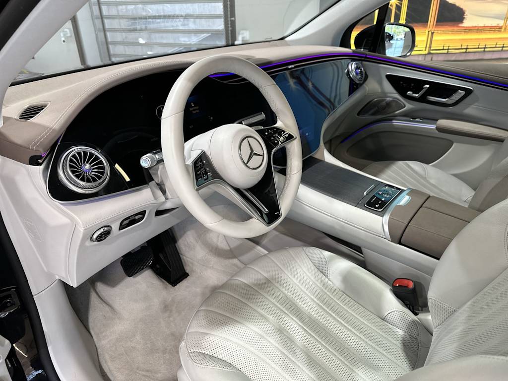 Thumbnail: 2023 Mercedes-Benz EQS - 2