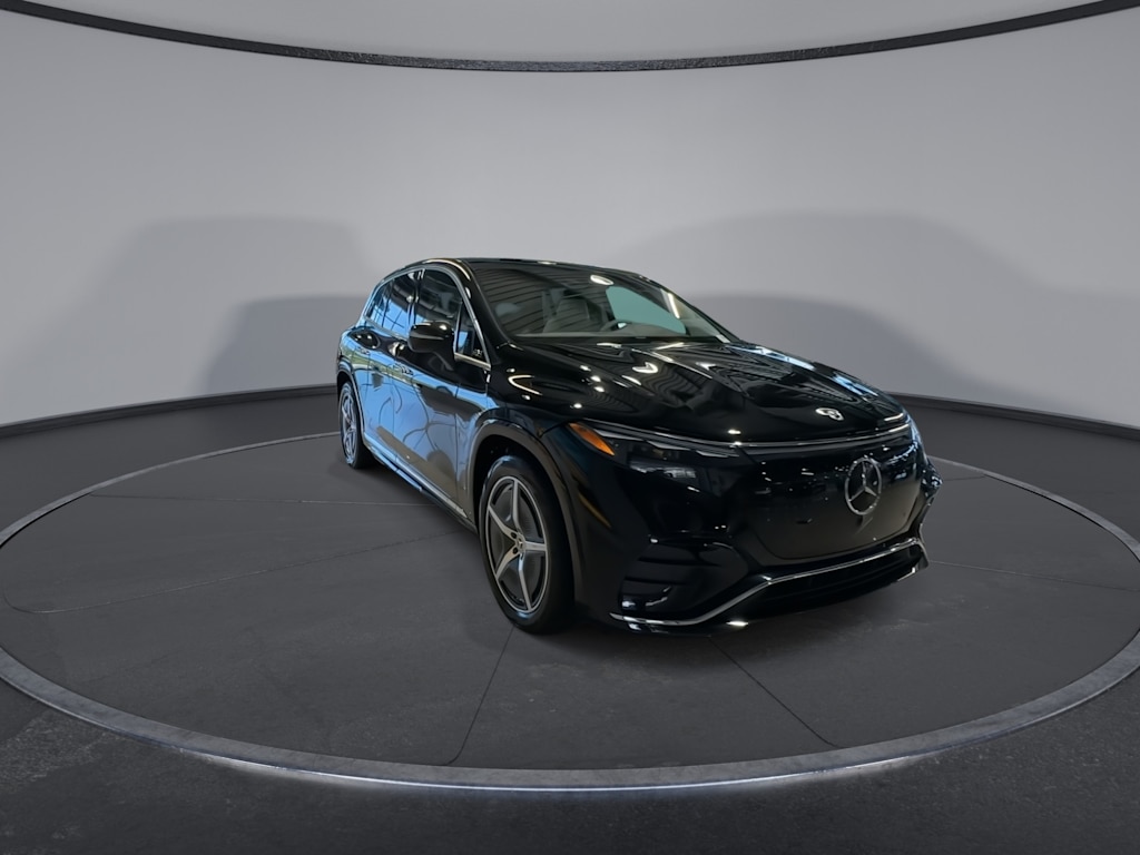 Thumbnail: 2023 Mercedes-Benz EQS - 7