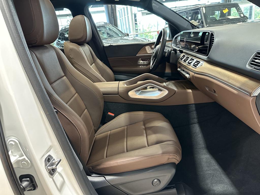 Thumbnail: 2025 Mercedes-Benz GLE - 12
