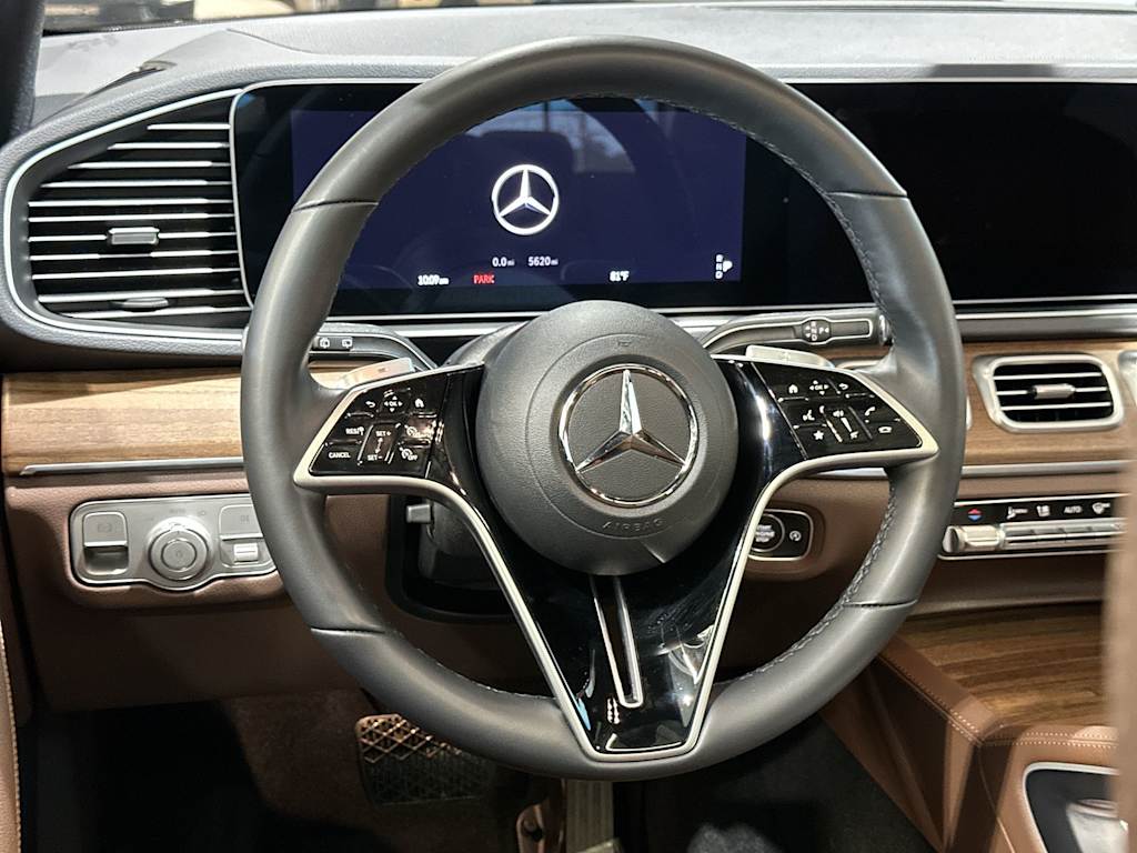 Thumbnail: 2025 Mercedes-Benz GLE - 14