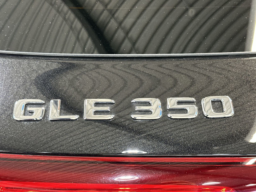 Thumbnail: 2026 Mercedes-Benz GLE - 7