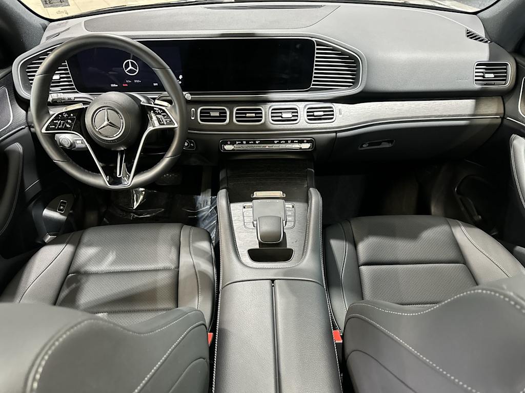 Thumbnail: 2026 Mercedes-Benz GLE - 10