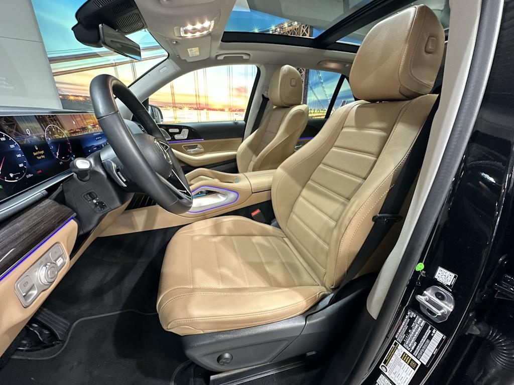Thumbnail: 2026 Mercedes-Benz GLE - 12