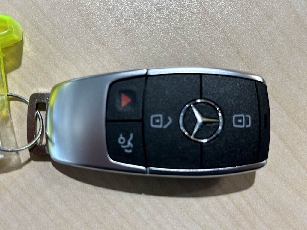 Thumbnail: 2020 Mercedes-Benz GLE - 17