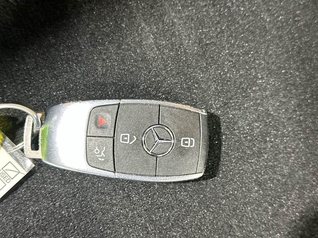 Thumbnail: 2021 Mercedes-Benz GLE - 17