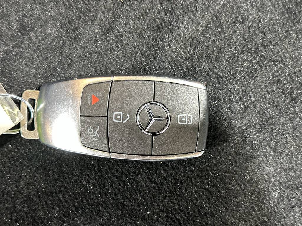 Thumbnail: 2022 Mercedes-Benz GLE - 16
