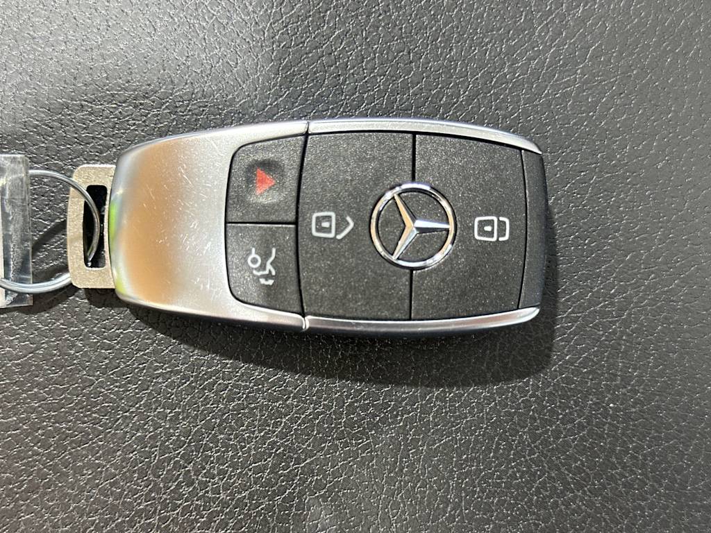 Thumbnail: 2023 Mercedes-Benz GLE - 18