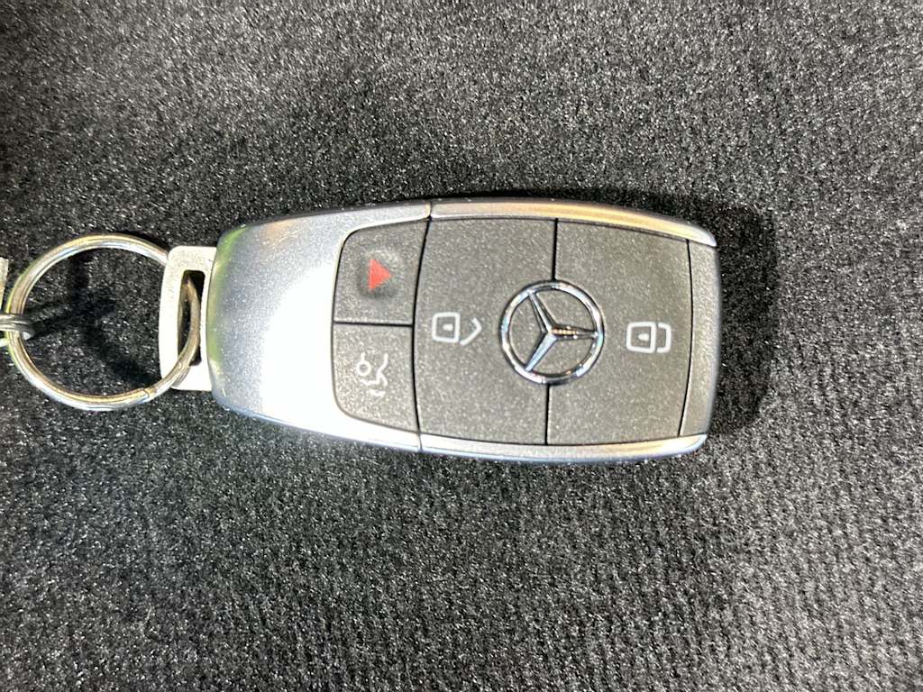 Thumbnail: 2021 Mercedes-Benz GLE - 16