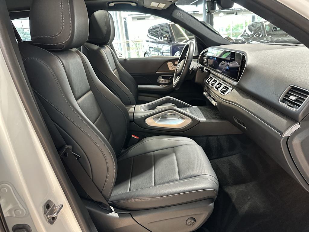 Thumbnail: 2023 Mercedes-Benz GLE - 31