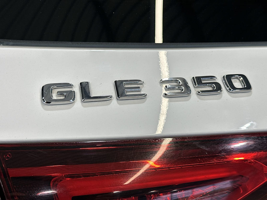 Thumbnail: 2023 Mercedes-Benz GLE - 7