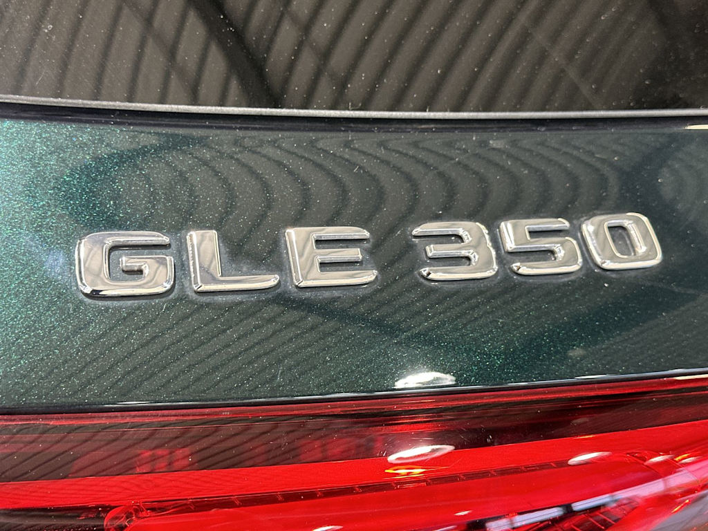 Thumbnail: 2023 Mercedes-Benz GLE - 7