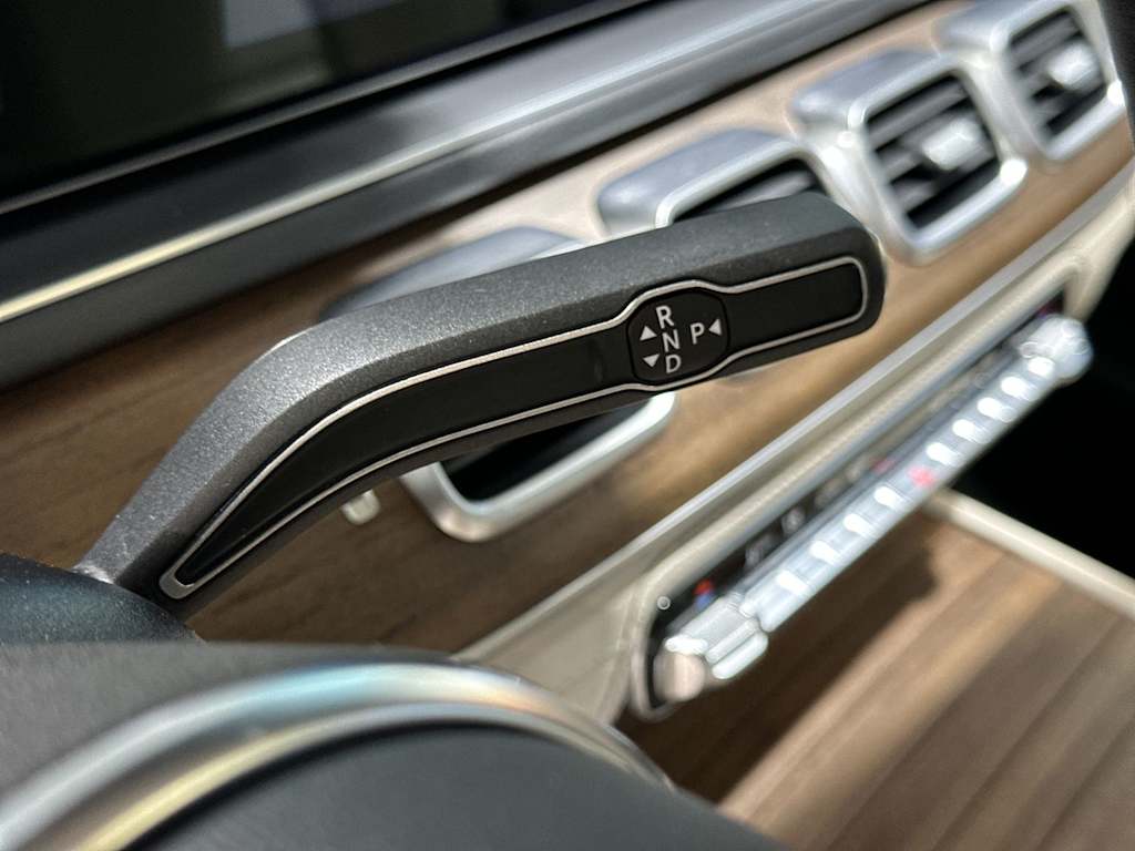 Thumbnail: 2023 Mercedes-Benz GLE - 33