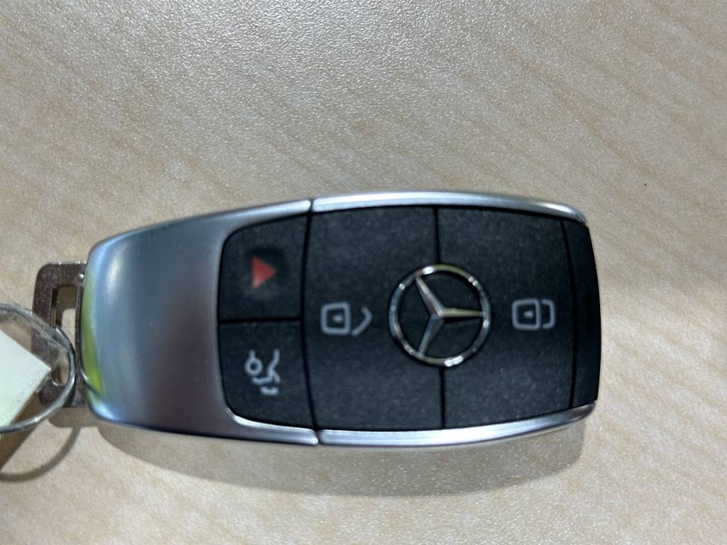 Thumbnail: 2024 Mercedes-Benz GLE - 18