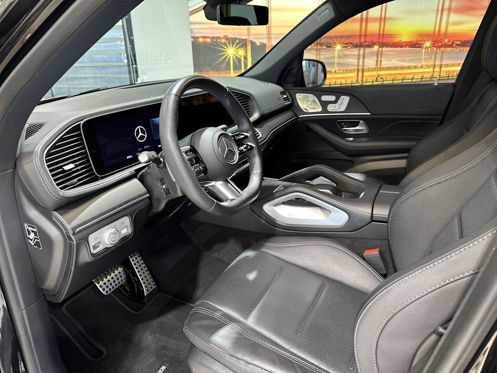 Thumbnail: 2024 Mercedes-Benz GLE - 2