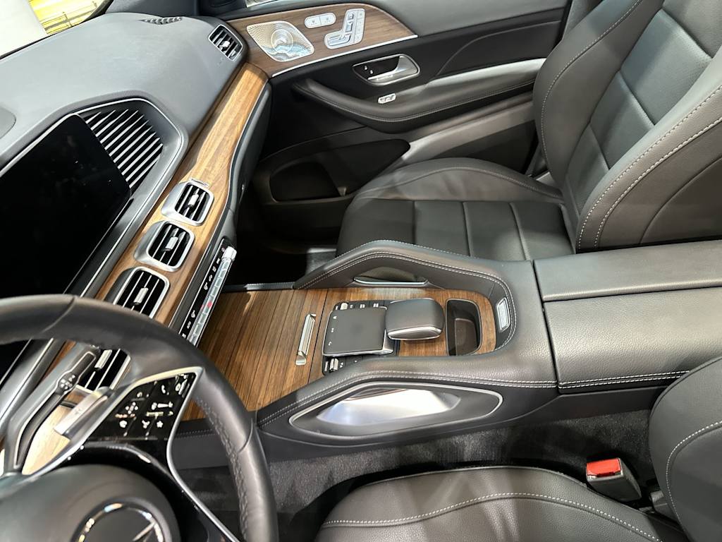 Thumbnail: 2025 Mercedes-Benz GLE - 32