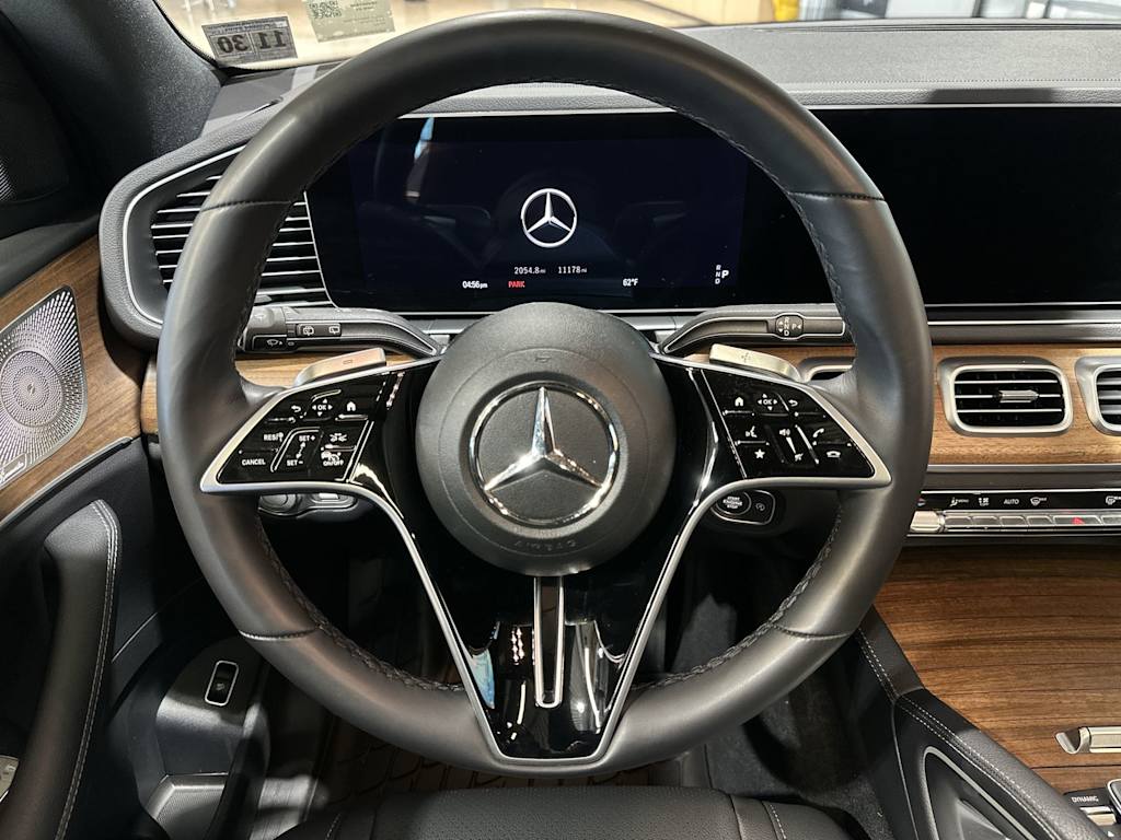 Thumbnail: 2025 Mercedes-Benz GLE - 10