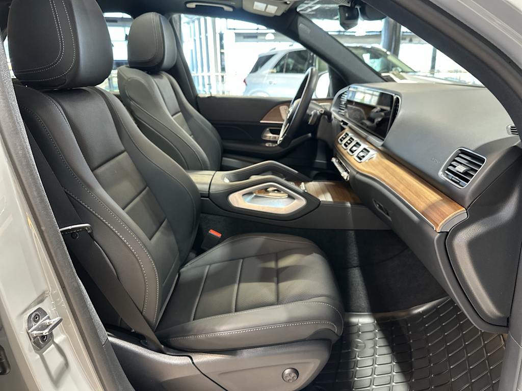 Thumbnail: 2025 Mercedes-Benz GLE - 31