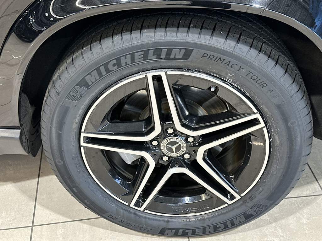 Thumbnail: 2024 Mercedes-Benz GLE - 8