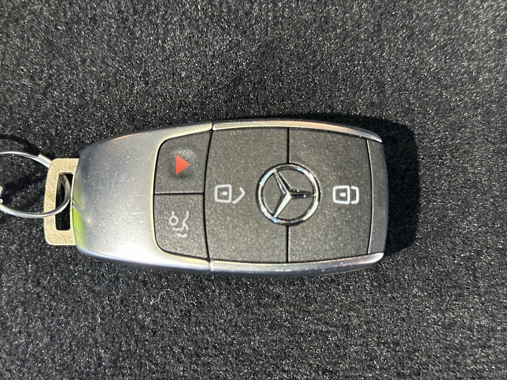 Thumbnail: 2024 Mercedes-Benz GLE - 16