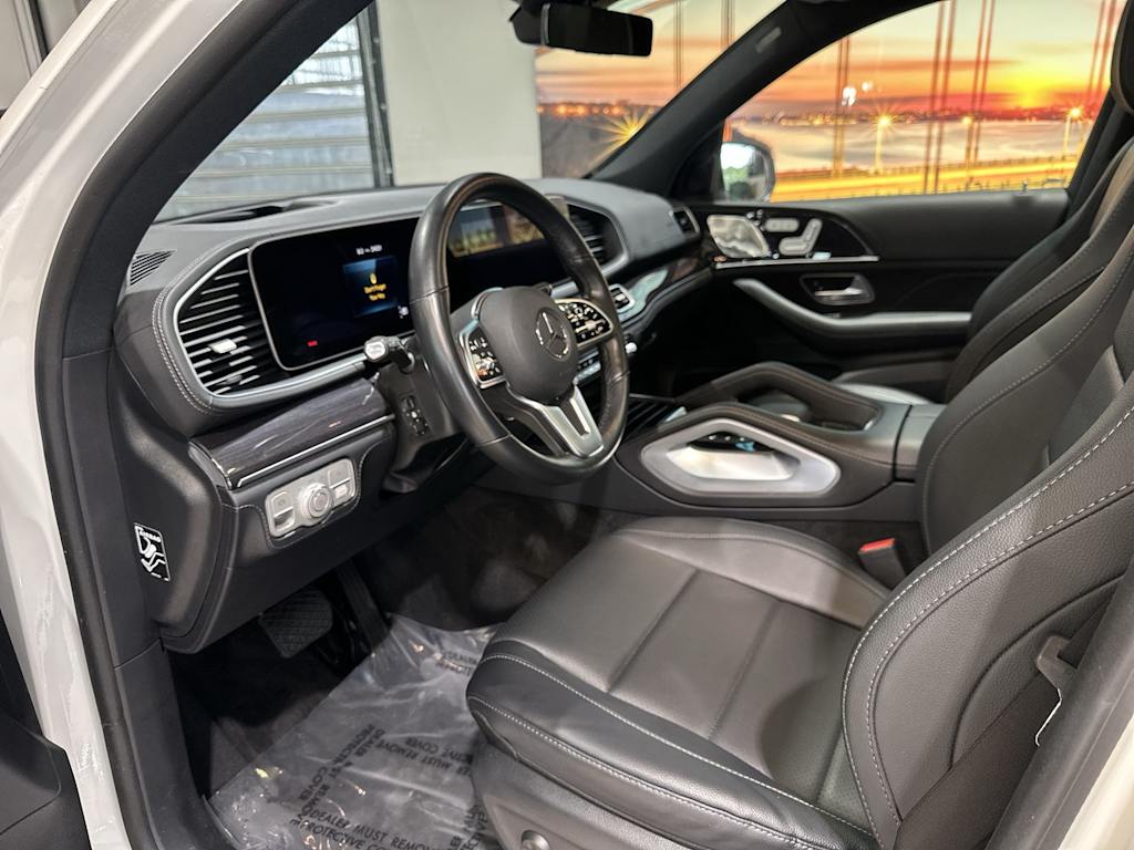 Thumbnail: 2023 Mercedes-Benz GLE - 2