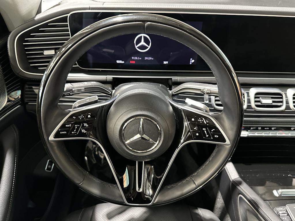 Thumbnail: 2025 Mercedes-Benz GLE - 14