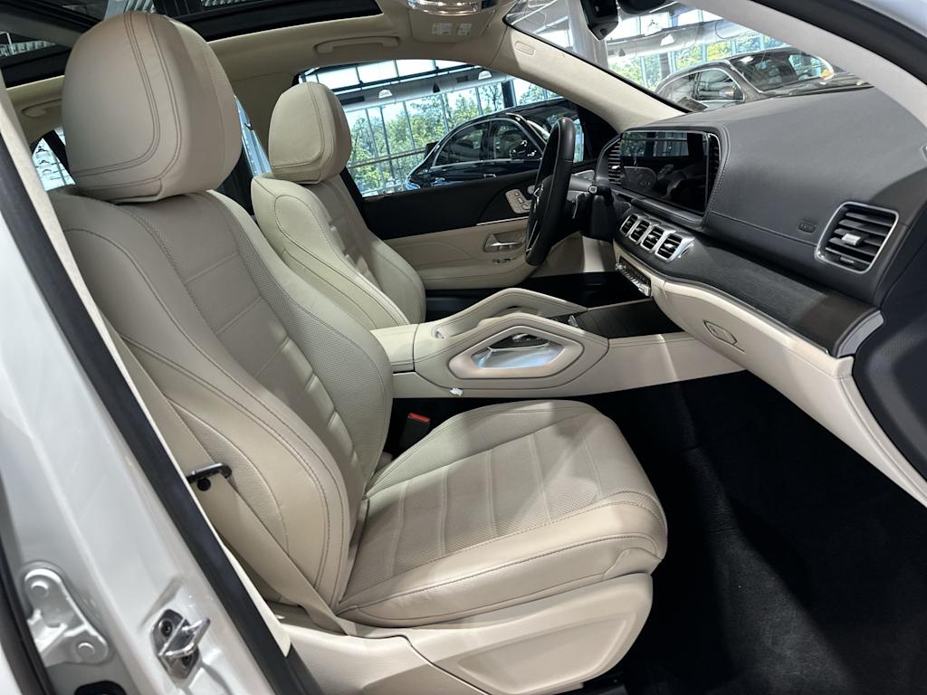 Thumbnail: 2024 Mercedes-Benz GLE - 29