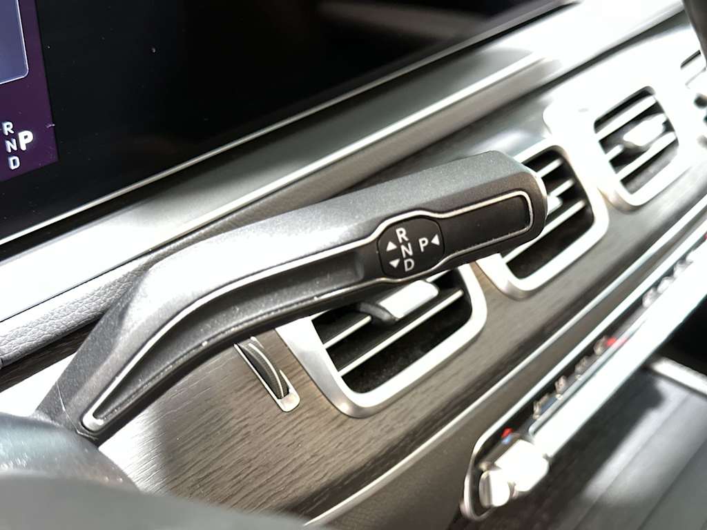 Thumbnail: 2025 Mercedes-Benz GLE - 33