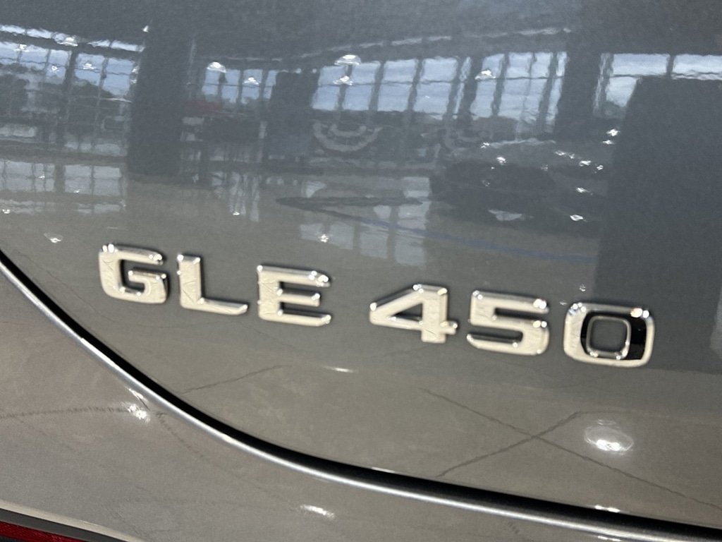 Thumbnail: 2025 Mercedes-Benz GLE - 7