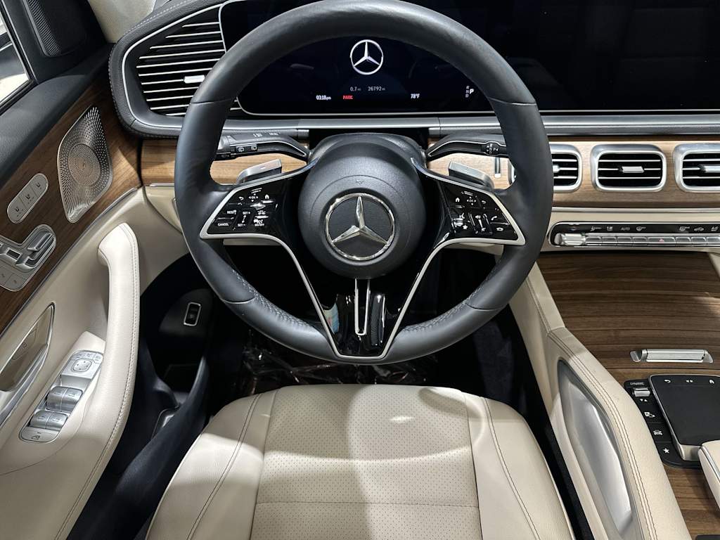Thumbnail: 2024 Mercedes-Benz GLS - 10