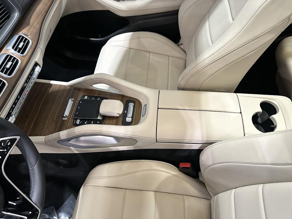 Thumbnail: 2024 Mercedes-Benz GLS - 14