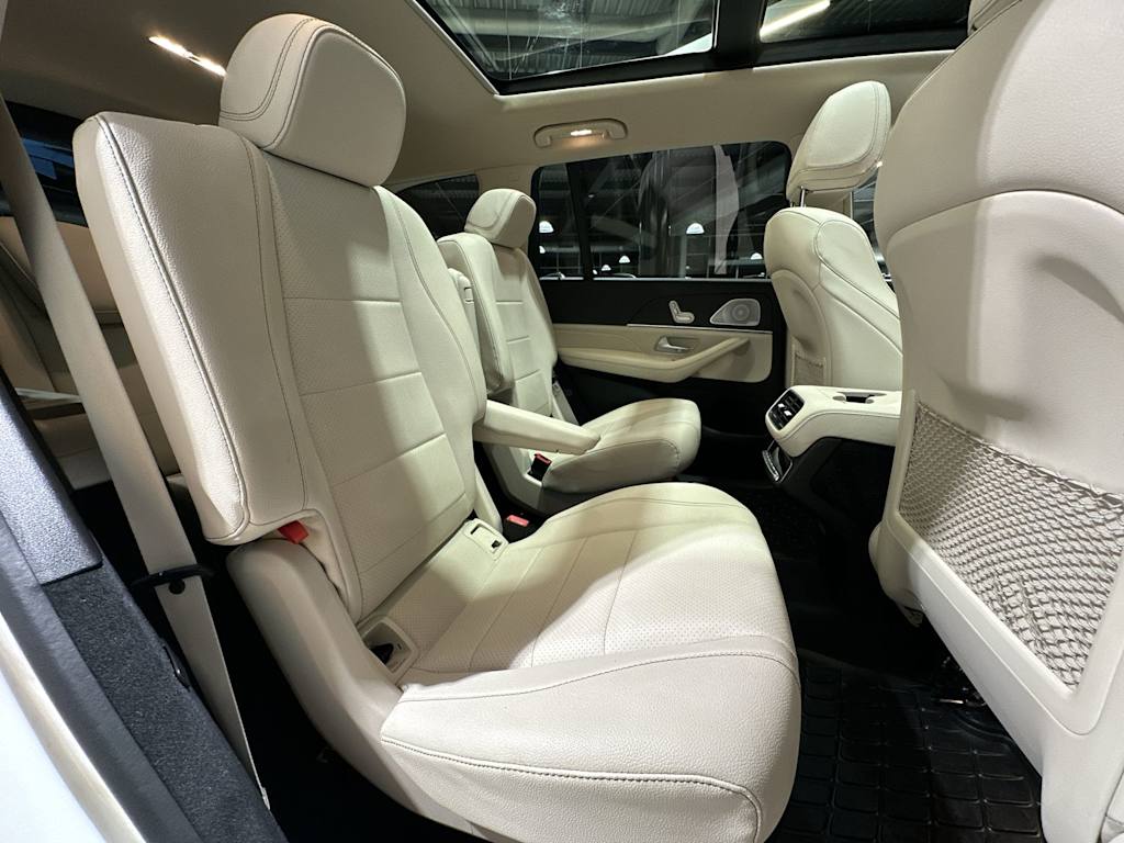 Thumbnail: 2023 Mercedes-Benz GLS - 30