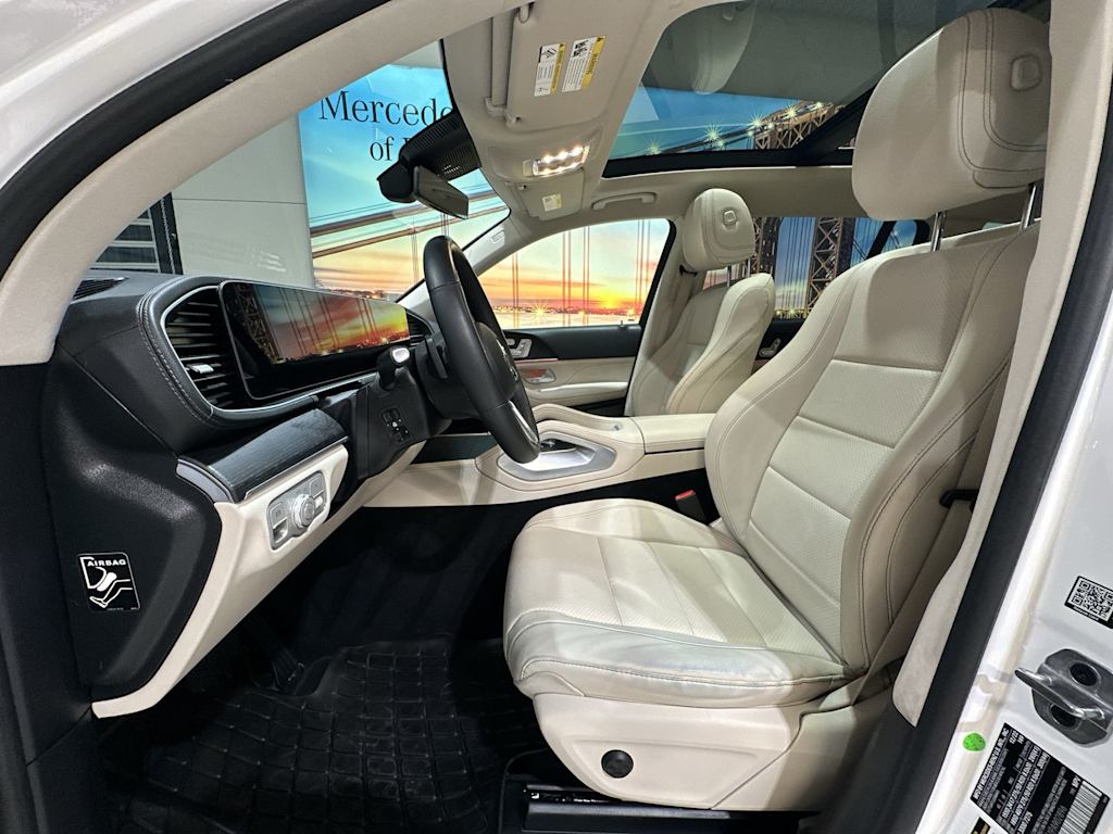 Thumbnail: 2023 Mercedes-Benz GLS - 11