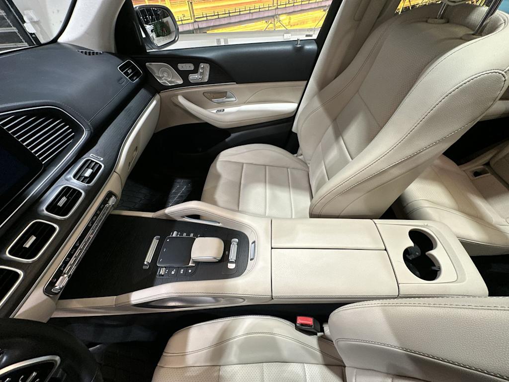 Thumbnail: 2023 Mercedes-Benz GLS - 32