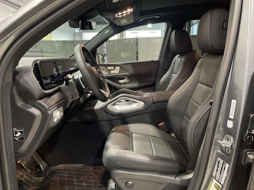 Thumbnail: 2025 Mercedes-Benz GLS - 10