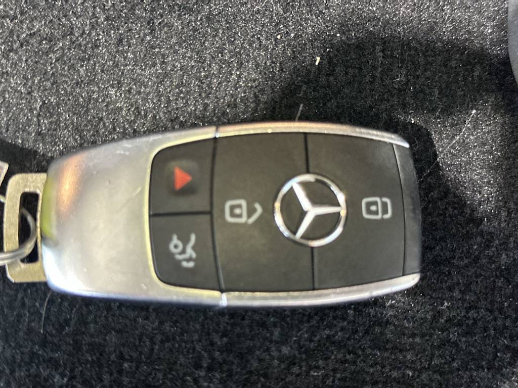 Thumbnail: 2023 Mercedes-Benz GLS - 16