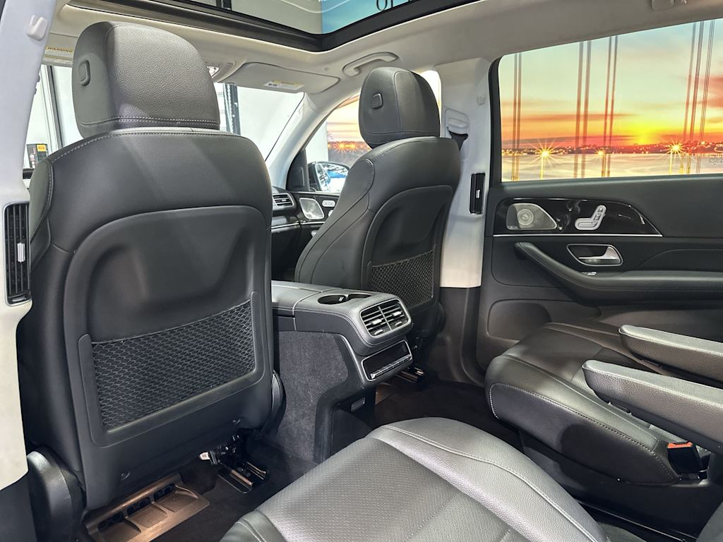 Thumbnail: 2023 Mercedes-Benz GLS - 13