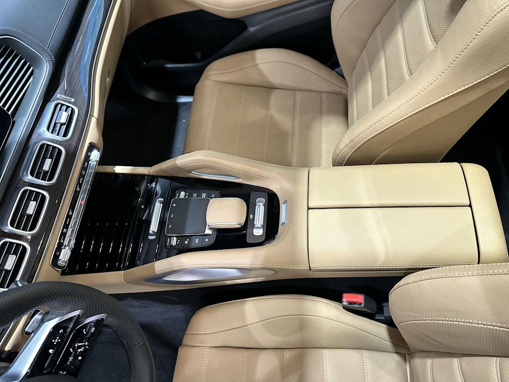 Thumbnail: 2024 Mercedes-Benz GLS - 14