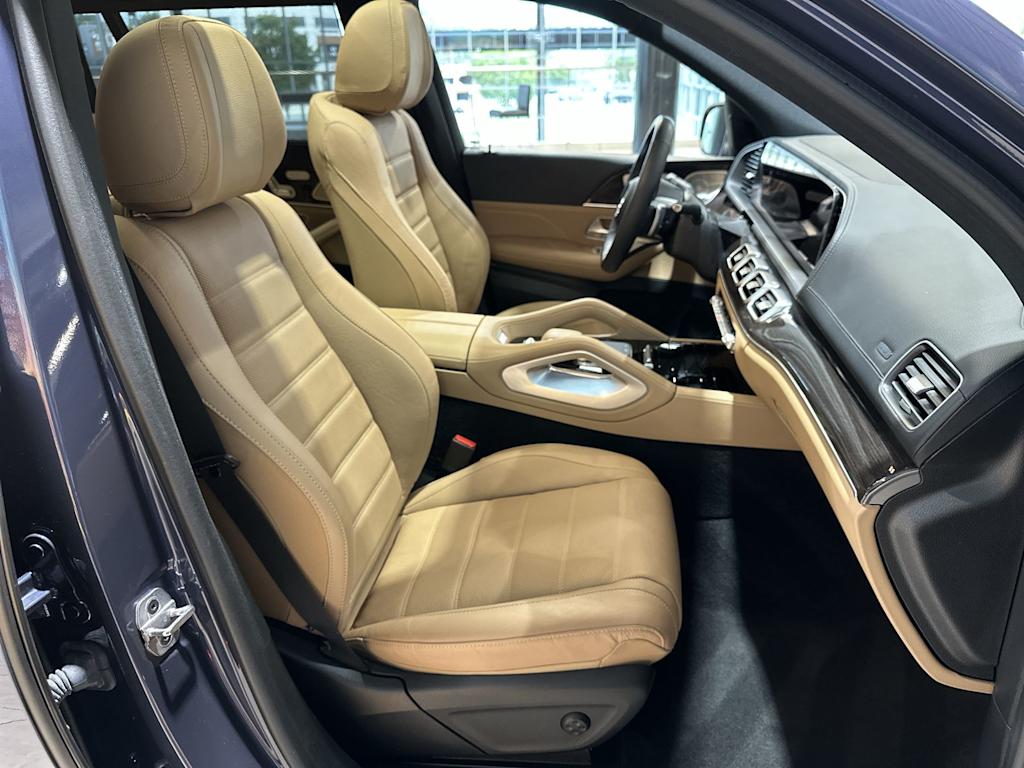 Thumbnail: 2024 Mercedes-Benz GLS - 32