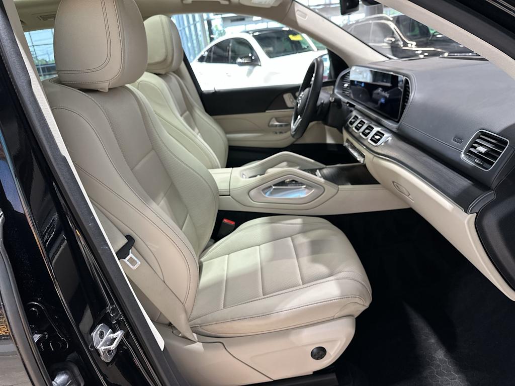 Thumbnail: 2022 Mercedes-Benz GLS - 12