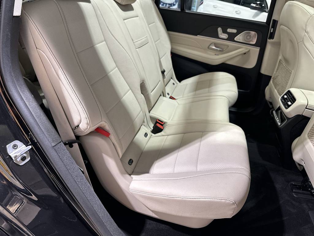Thumbnail: 2022 Mercedes-Benz GLS - 31