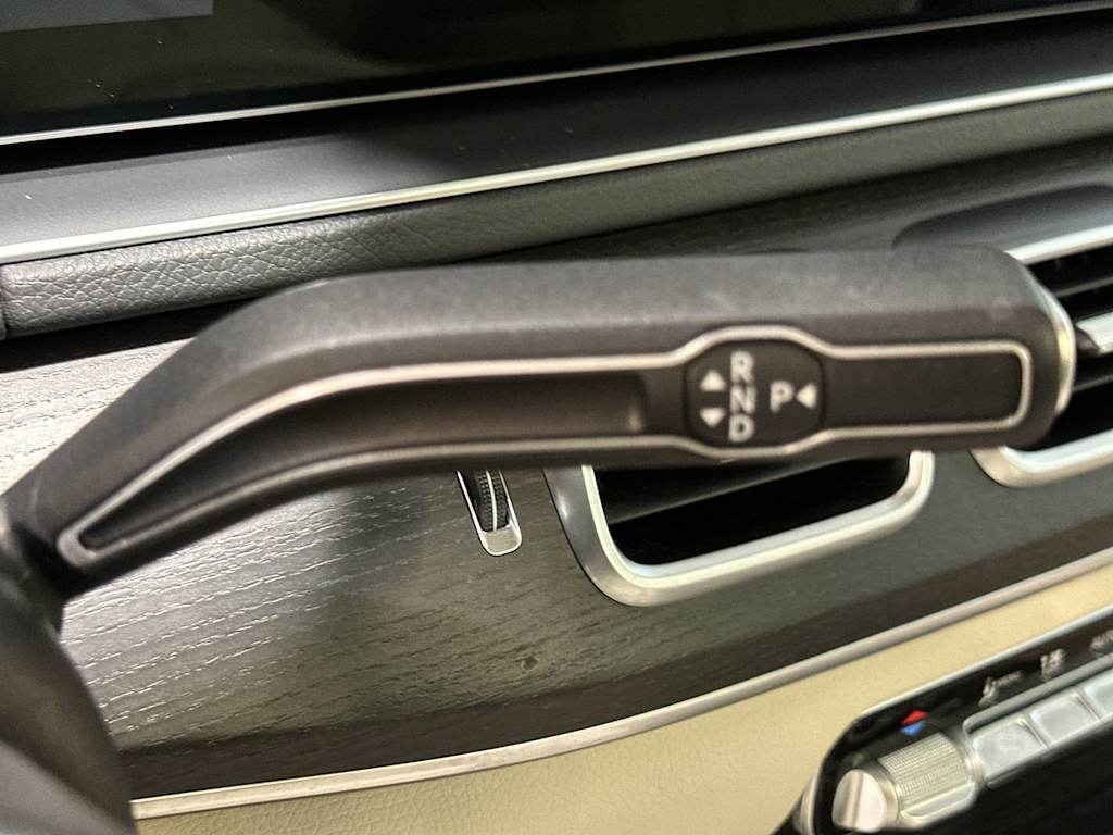 Thumbnail: 2022 Mercedes-Benz GLS - 33