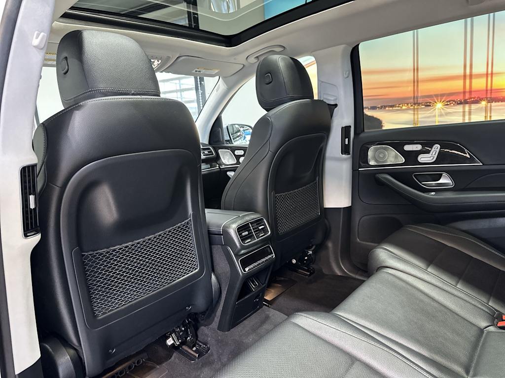 Thumbnail: 2023 Mercedes-Benz GLS - 13