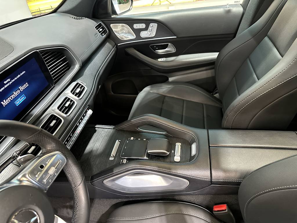 Thumbnail: 2023 Mercedes-Benz GLS - 32