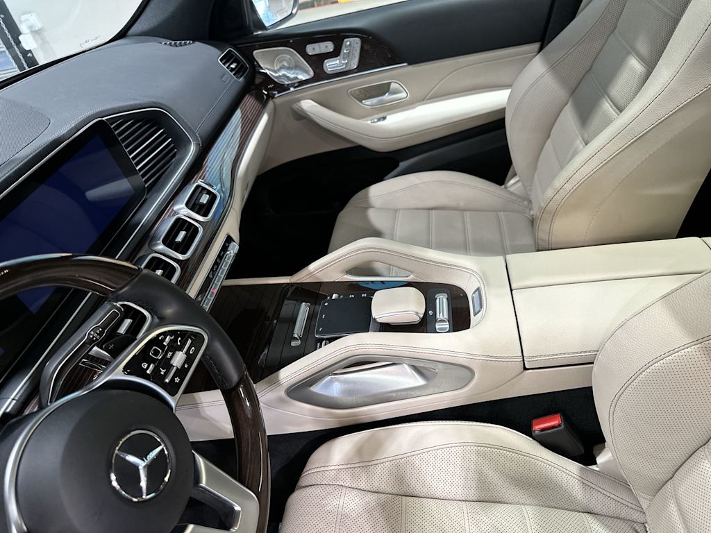 Thumbnail: 2023 Mercedes-Benz GLS - 32