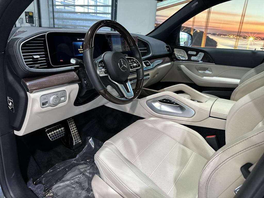 Thumbnail: 2023 Mercedes-Benz GLS - 2