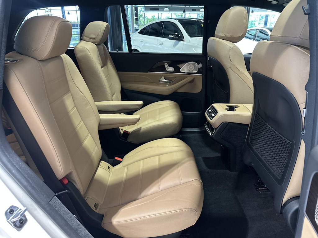 Thumbnail: 2024 Mercedes-Benz GLS - 31