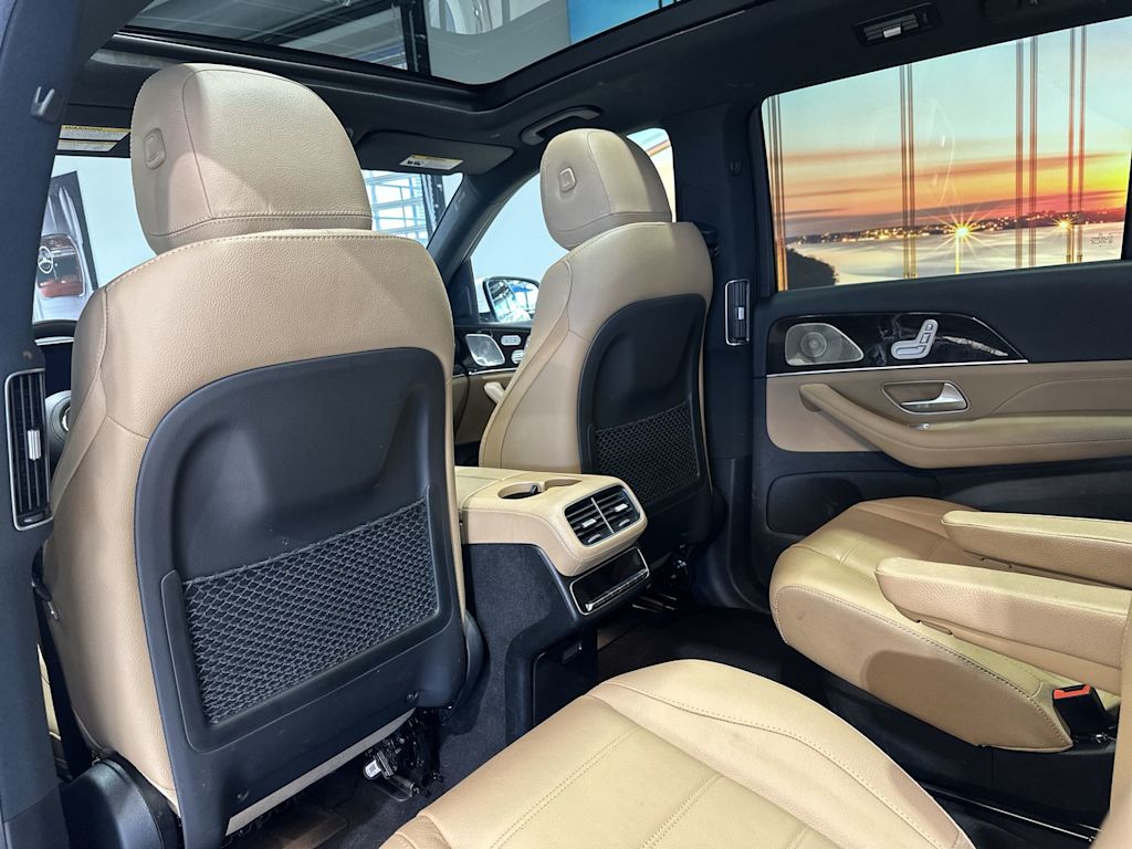 Thumbnail: 2024 Mercedes-Benz GLS - 13